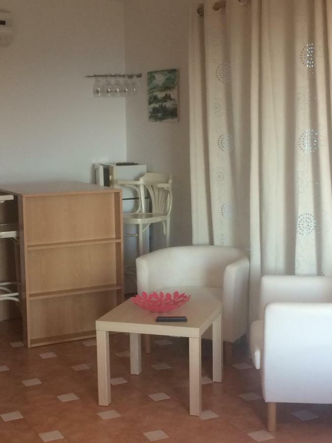 Apartments Loncaric Banjol Zewnętrze zdjęcie